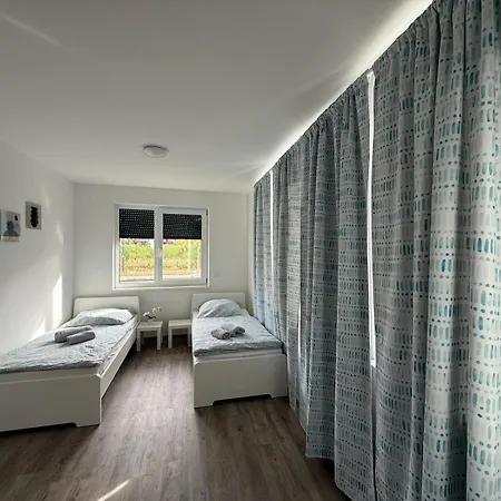 Ferien- Und Monteurswohnungen In Bei Leipzig Naehe A14